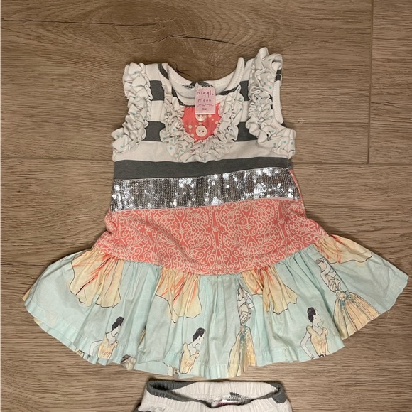 Giggle Moon matching set—grey and blue with sequin waistband. Size 9M. - Picture 4 of 5